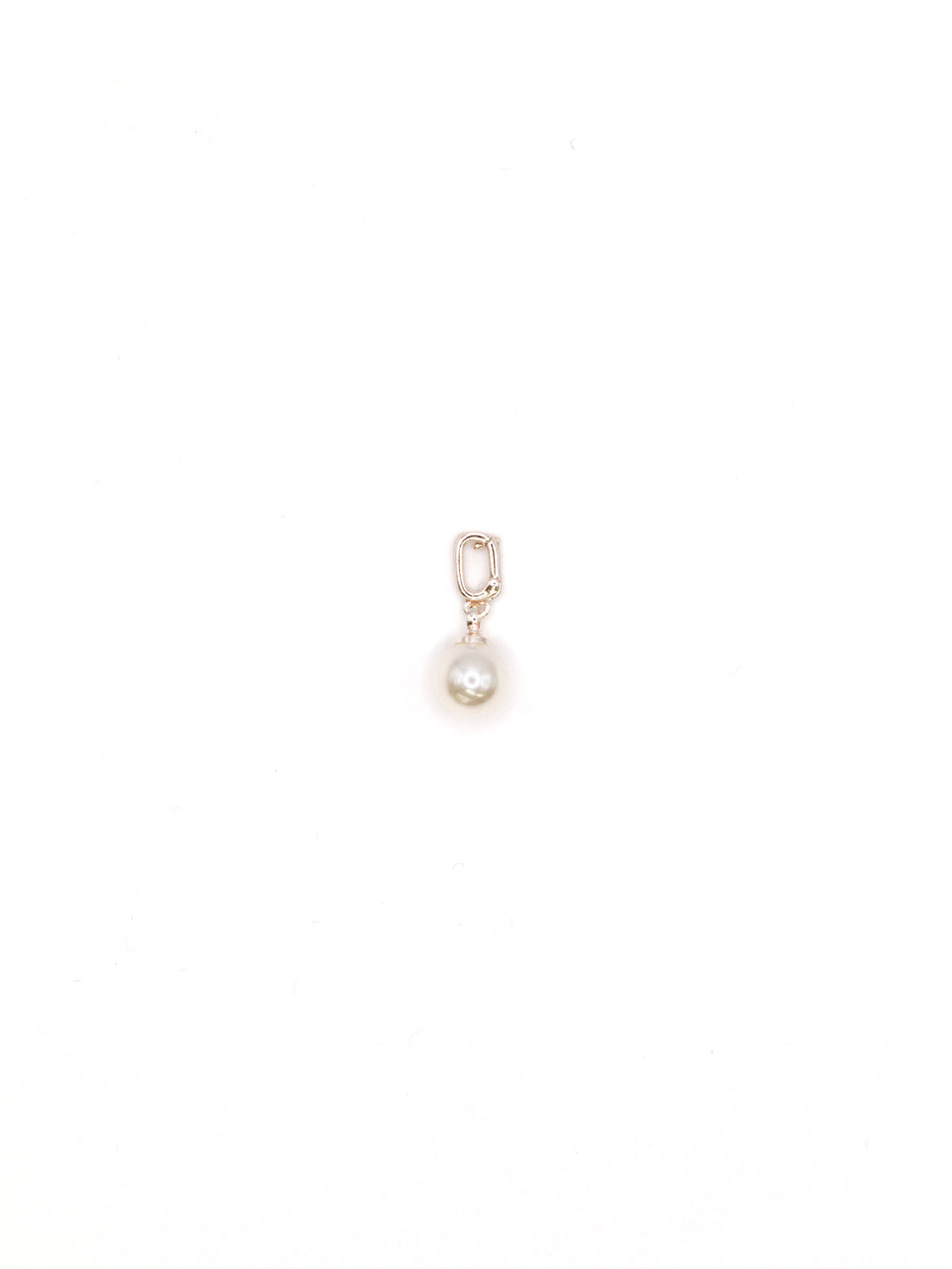 シンプルパールチャーム