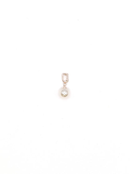 シンプルパールチャーム