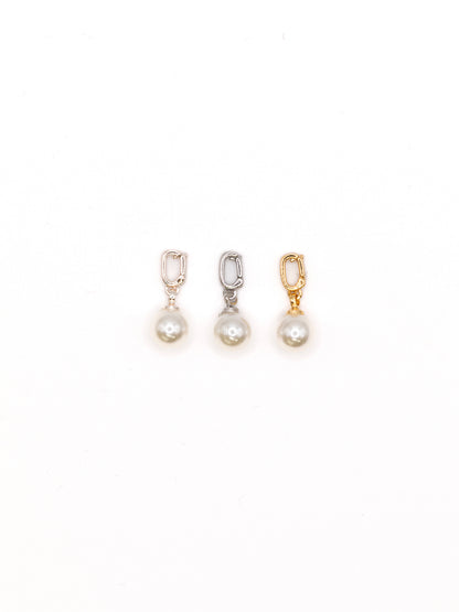 シンプルパールチャーム