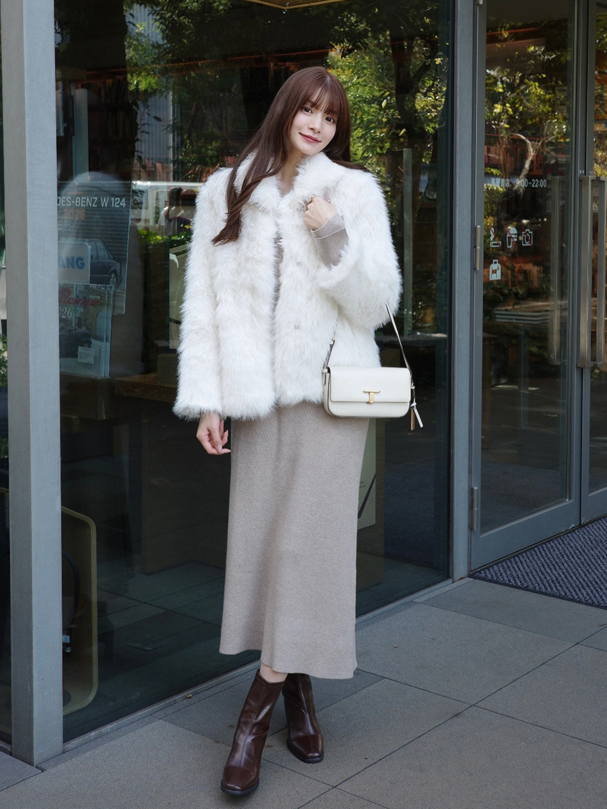 ラインストーンホックファータッチコート