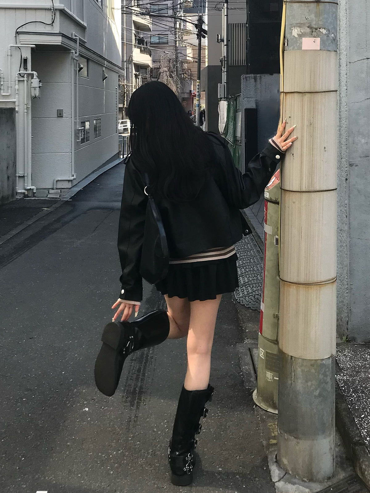 皮革触感大翻领夹克