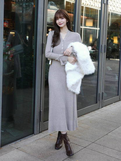 フロントボタンフレアニットワンピース