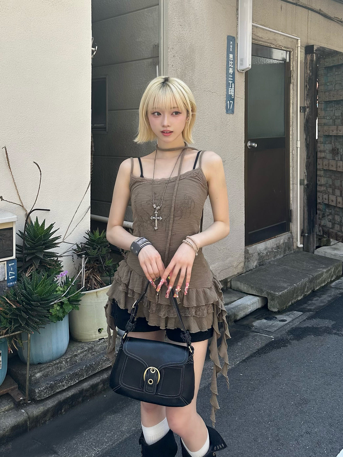 ラウンドスクエアベルトショルダーバッグ