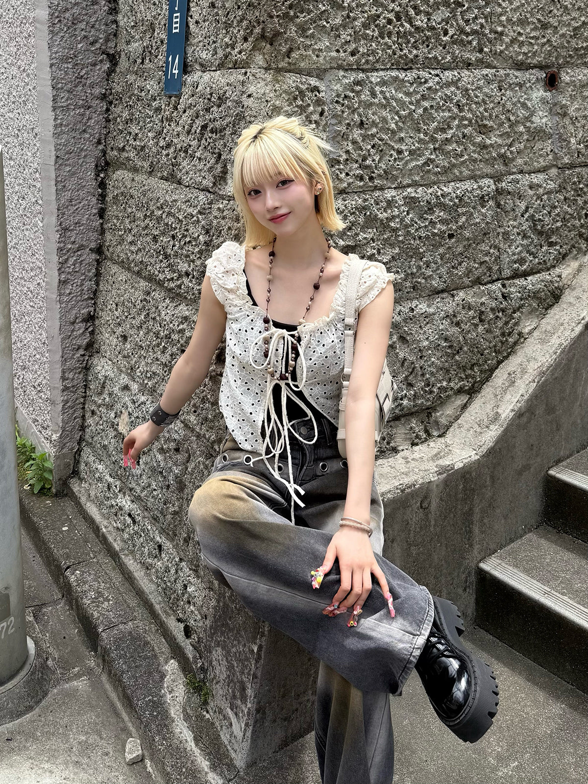 パンチングレースダブルリボンブラウス