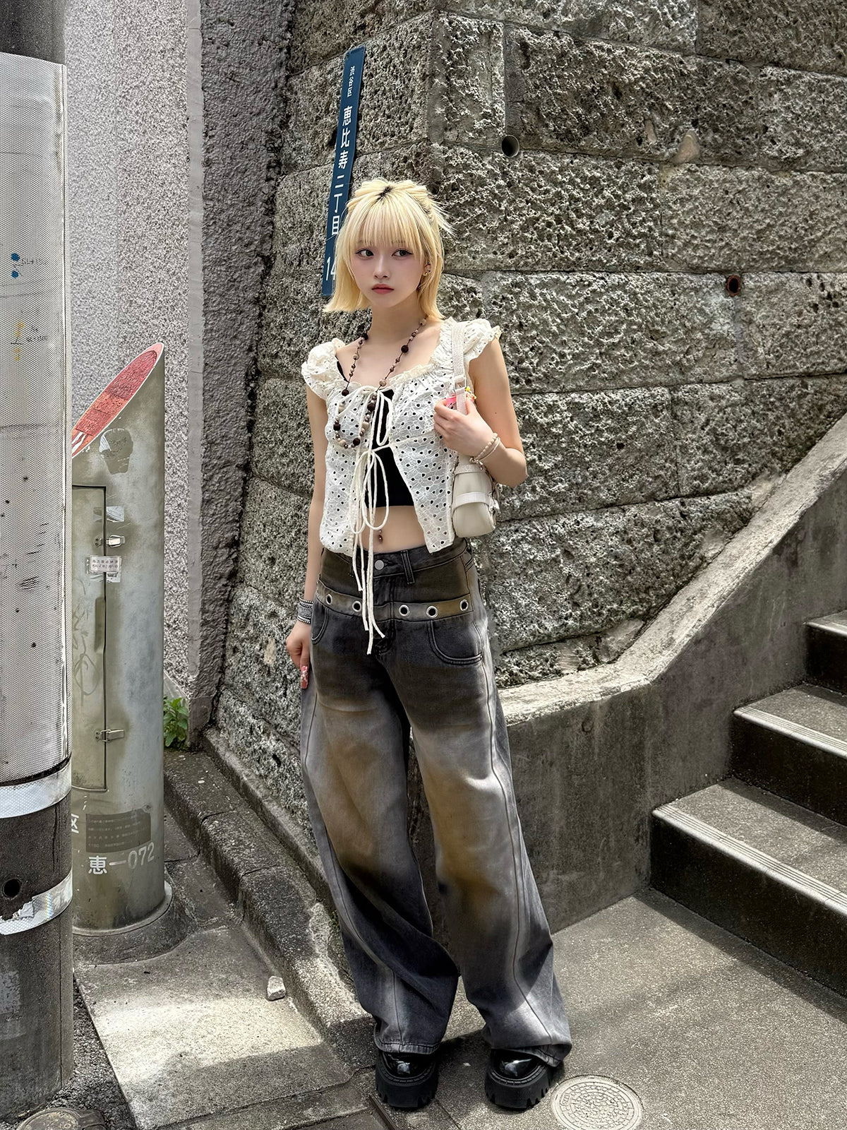 パンチングレースダブルリボンブラウス