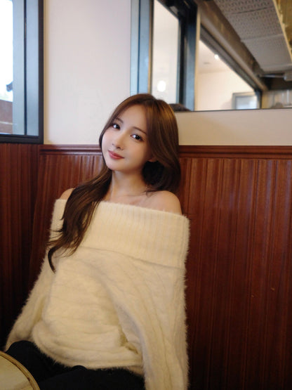 ワイドオフショルシャギーニット