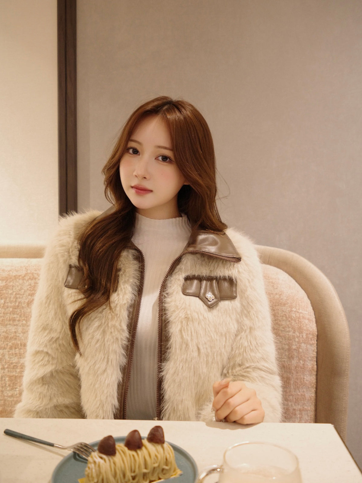 ファータッチレザーカラーコート