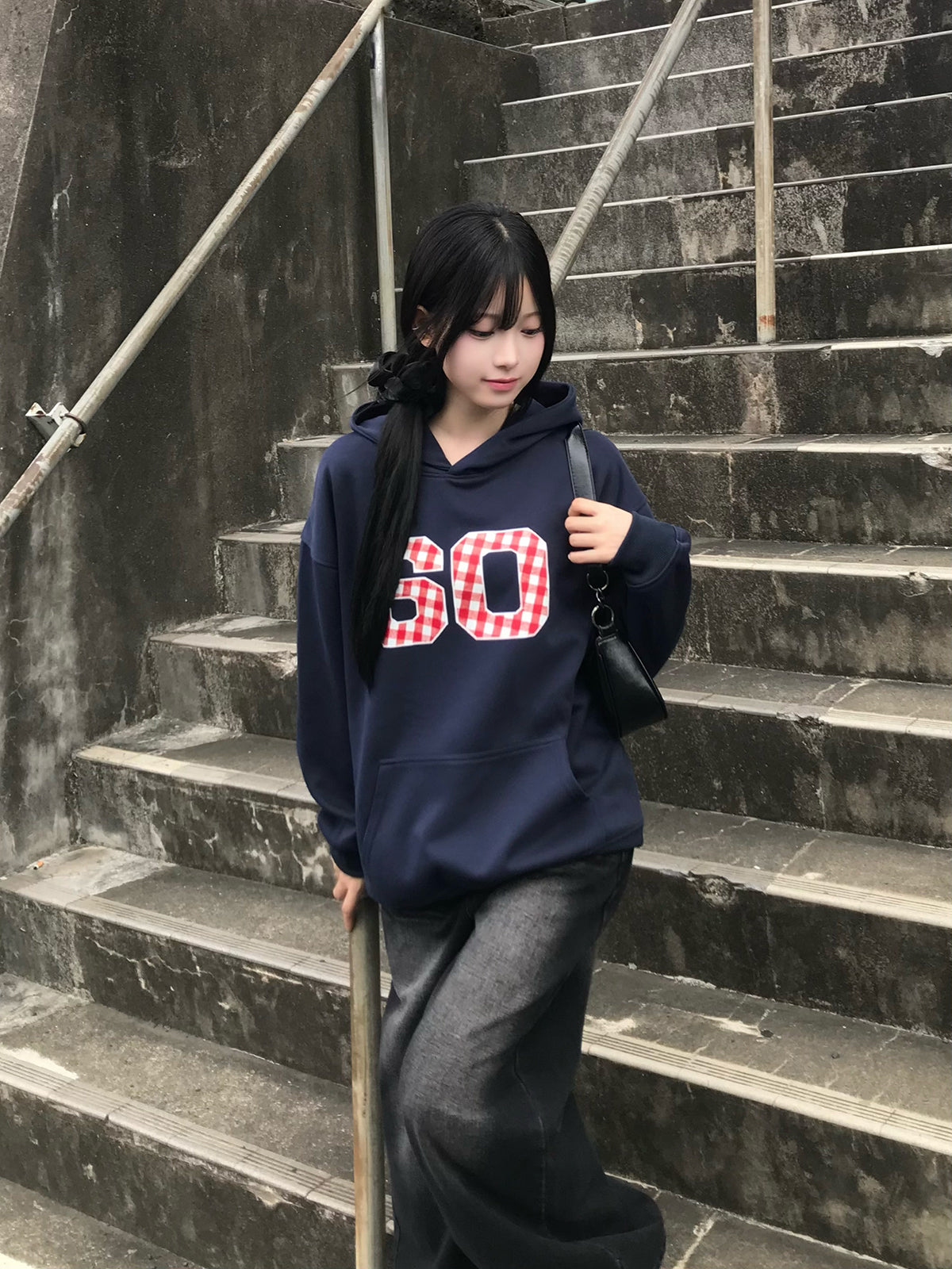 チェックロゴプリントパーカー