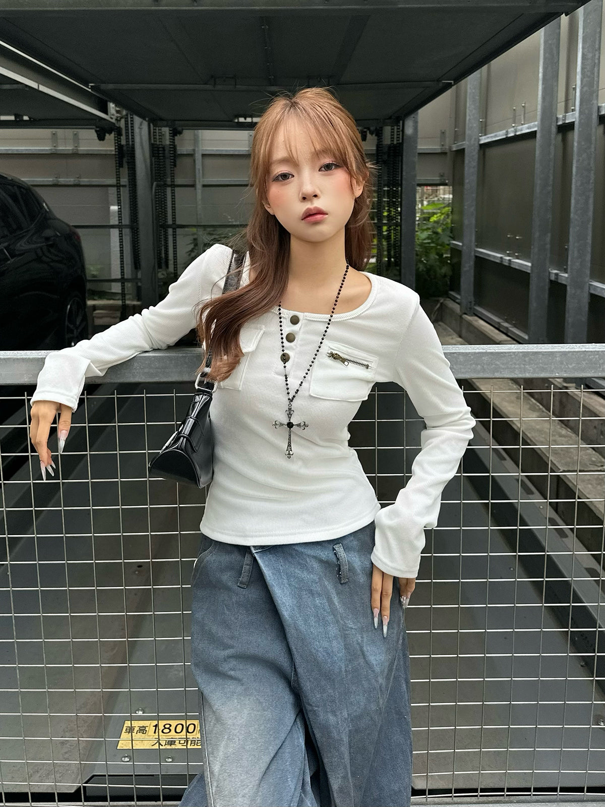 ヘンリーネックポケットリブカットソー