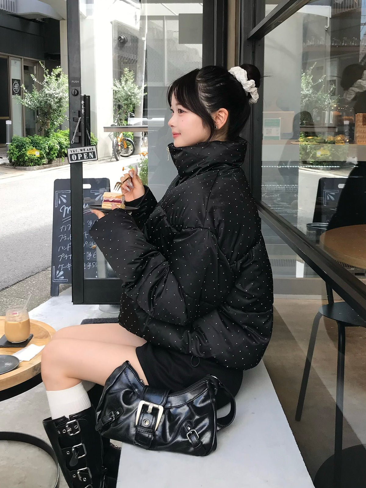 ラインストーンパデッドブルゾン