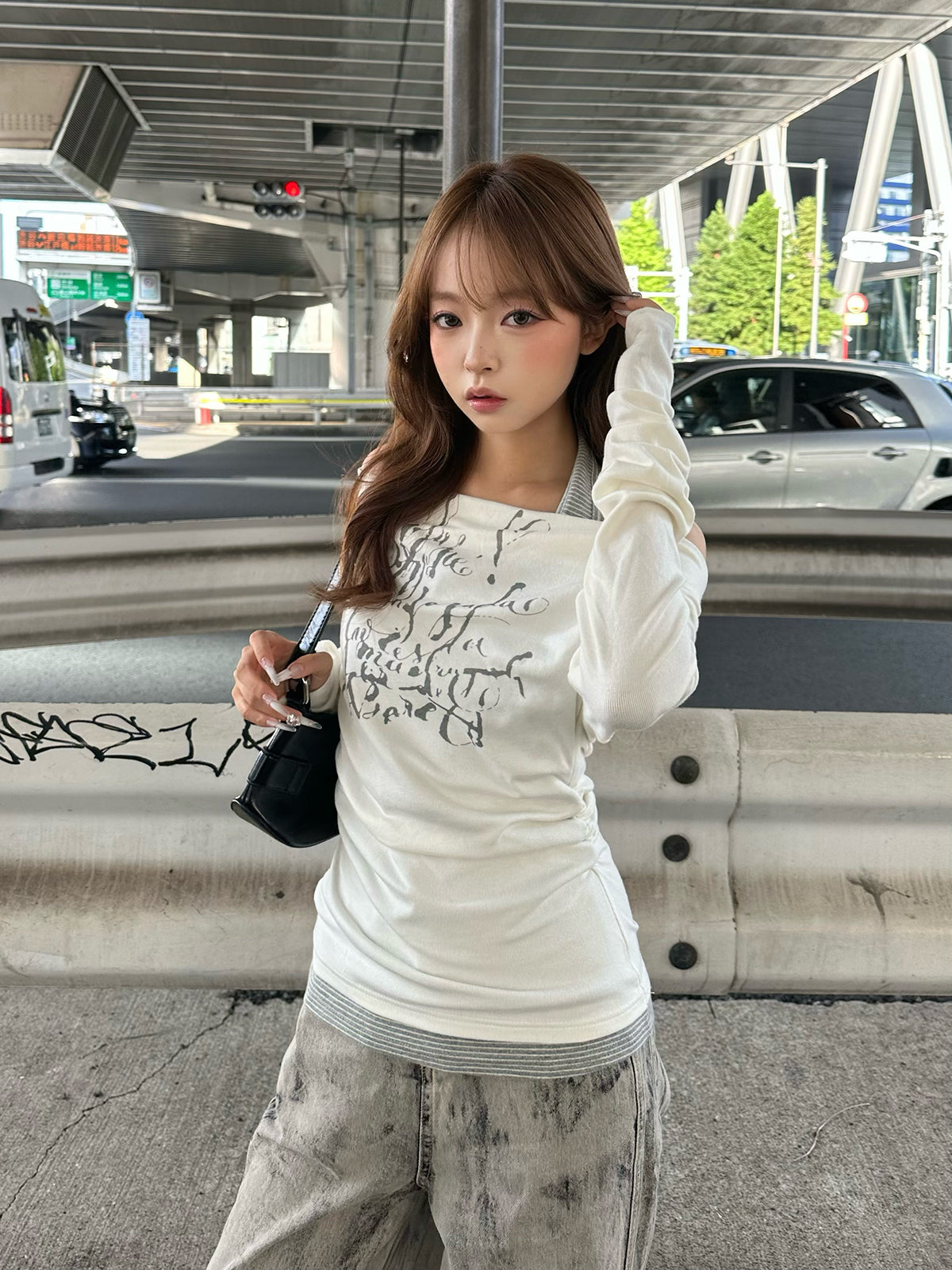 ホルターネックボーダードッキングカットソー