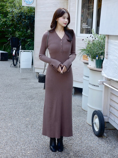 フロントボタンフレアニットワンピース