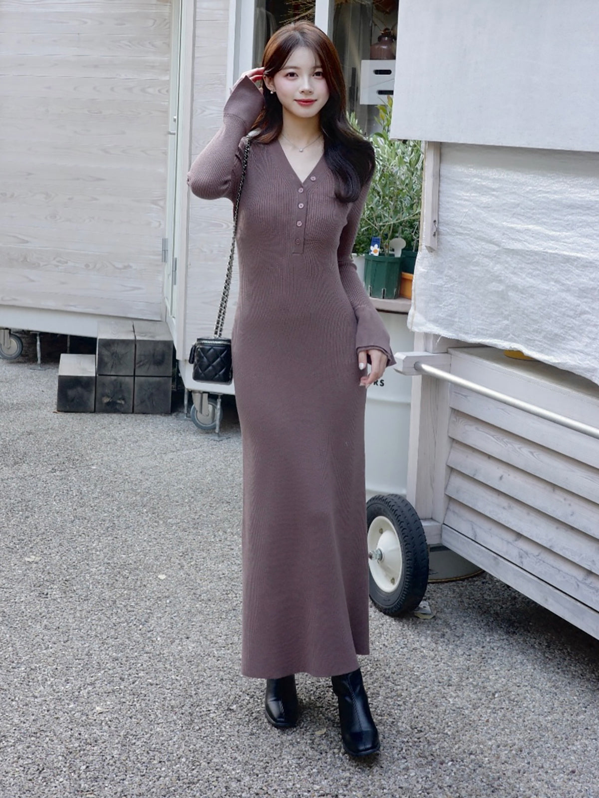 フロントボタンフレアニットワンピース