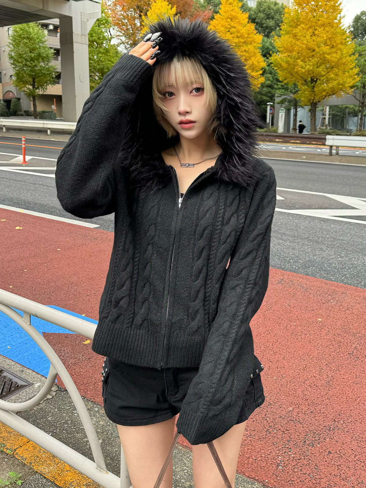 ツイストニットファータッチフーディーパーカー