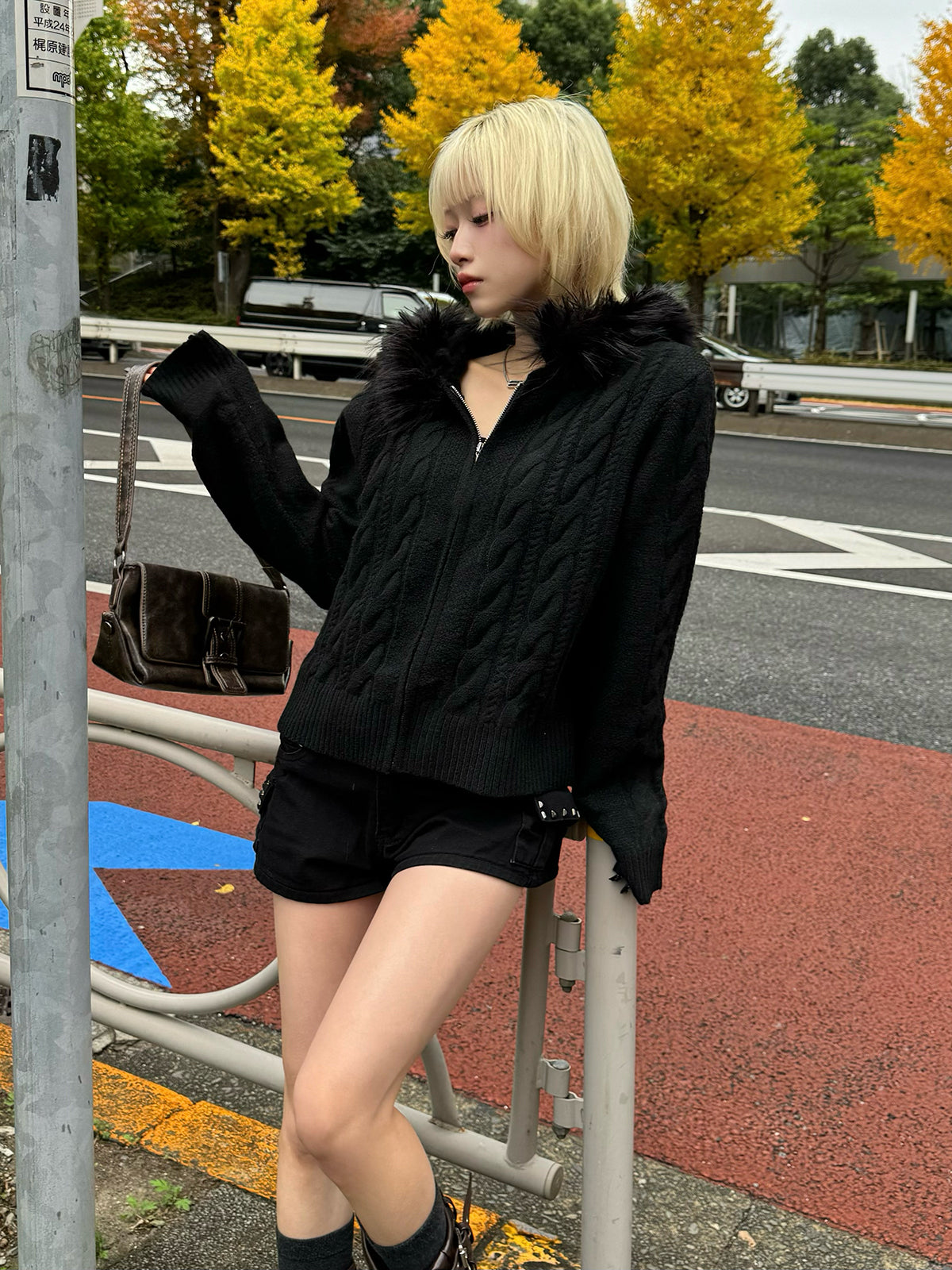 ツイストニットファータッチフーディーパーカー