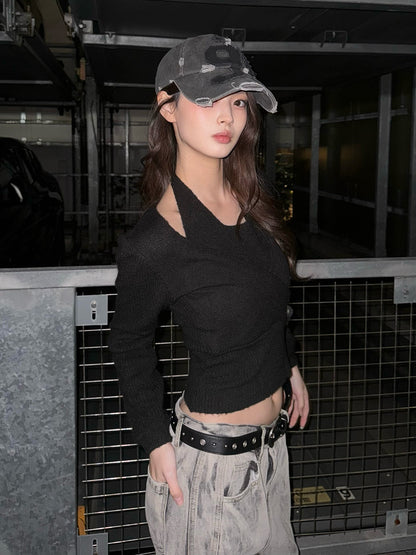 ホルターネックカシュクールニット