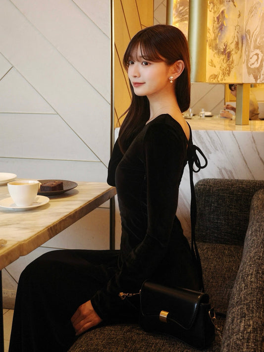 バックオープンベロアワンピース【1月中旬予約】