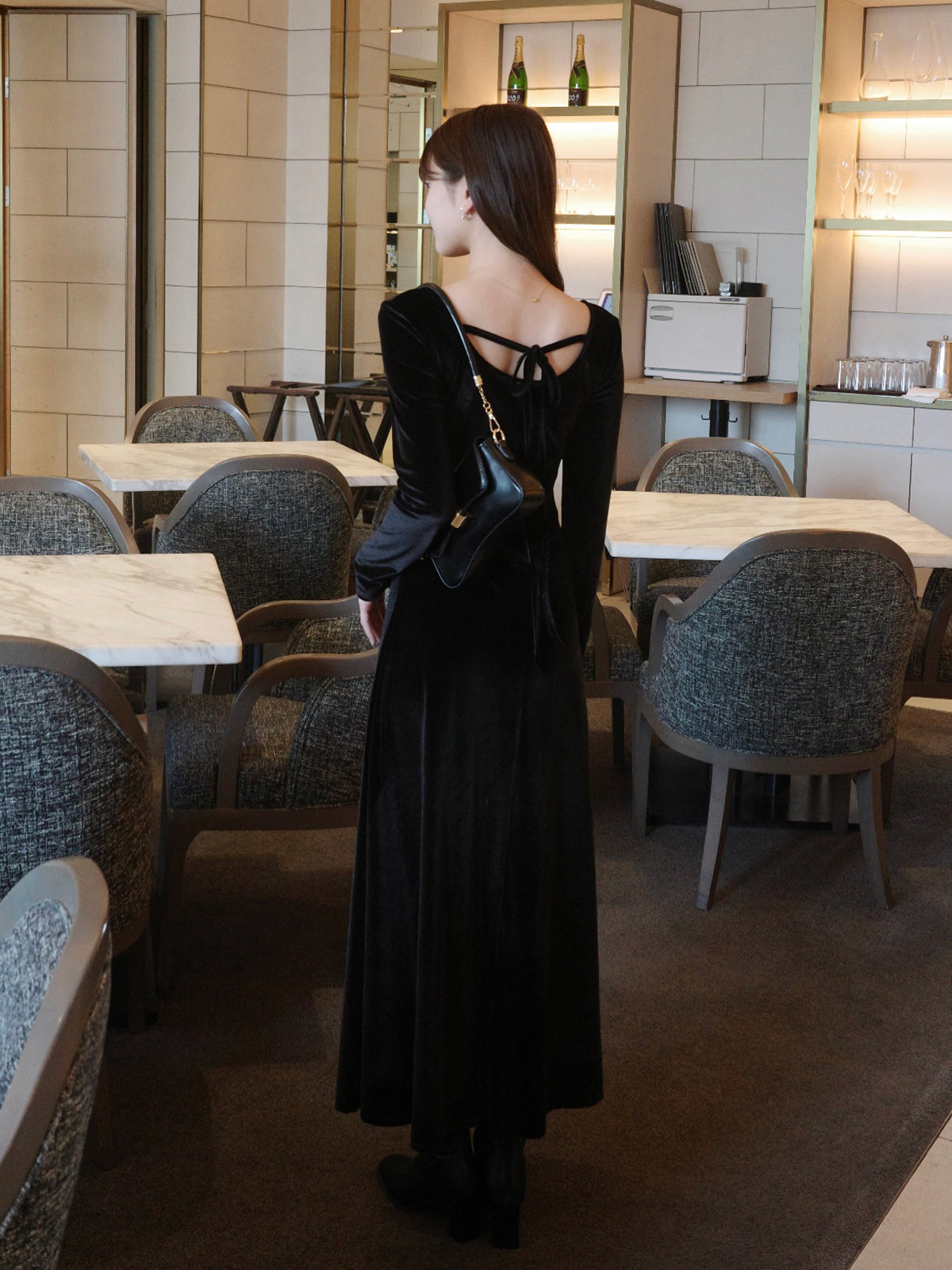 バックオープンベロアワンピース【1月中旬予約】