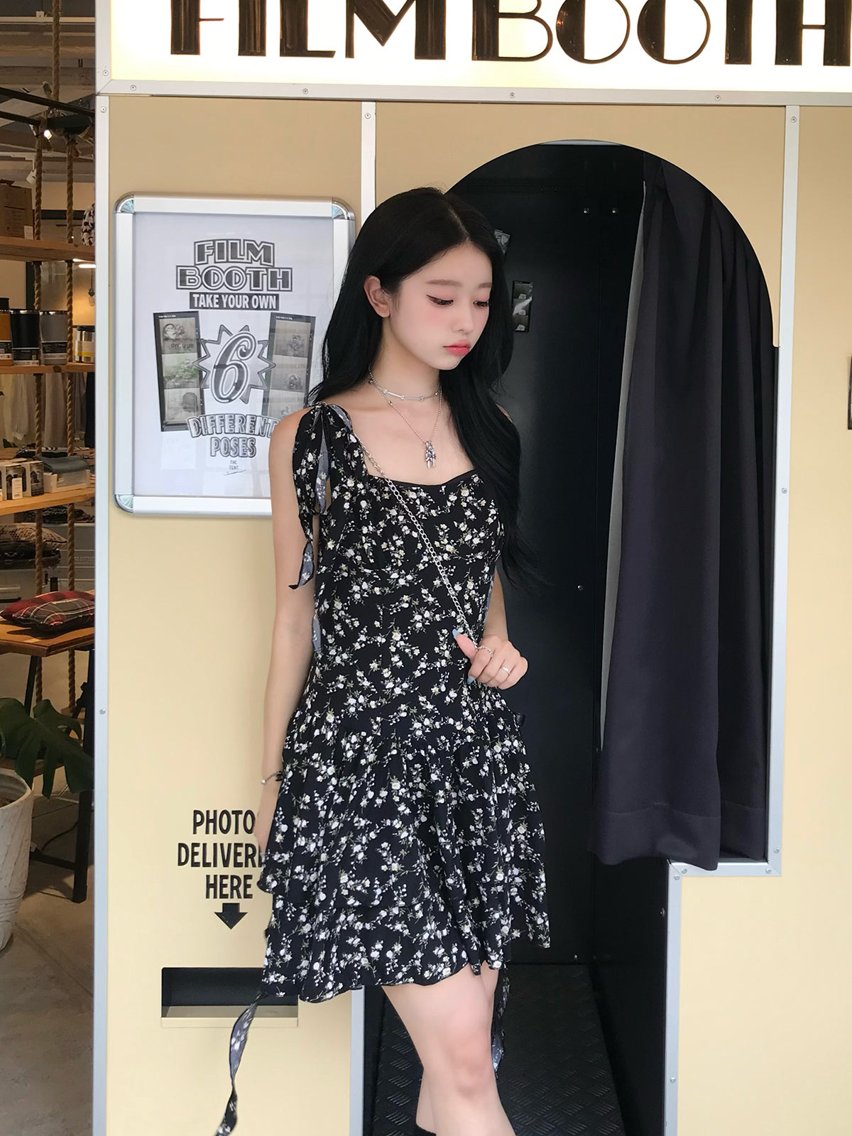 サイドフレアフラワーミニワンピース