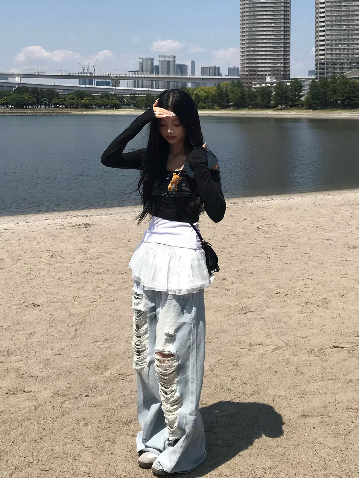 フリルセットペイントダメージデニムパンツ