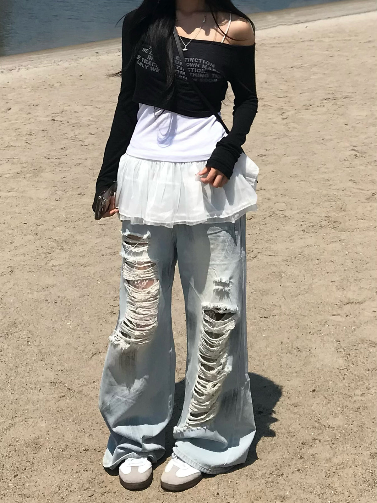 フリルセットペイントダメージデニムパンツ
