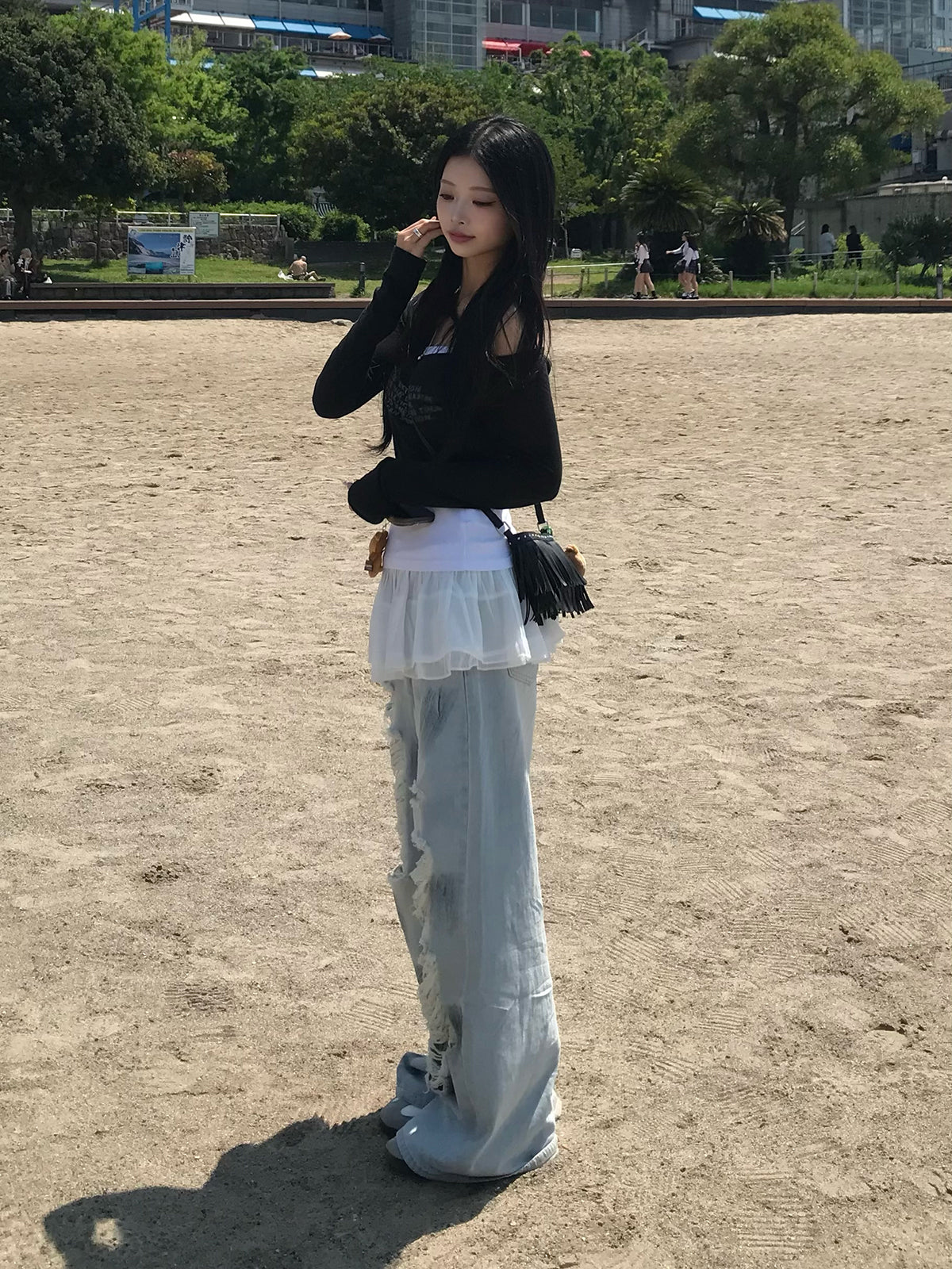フリルセットペイントダメージデニムパンツ