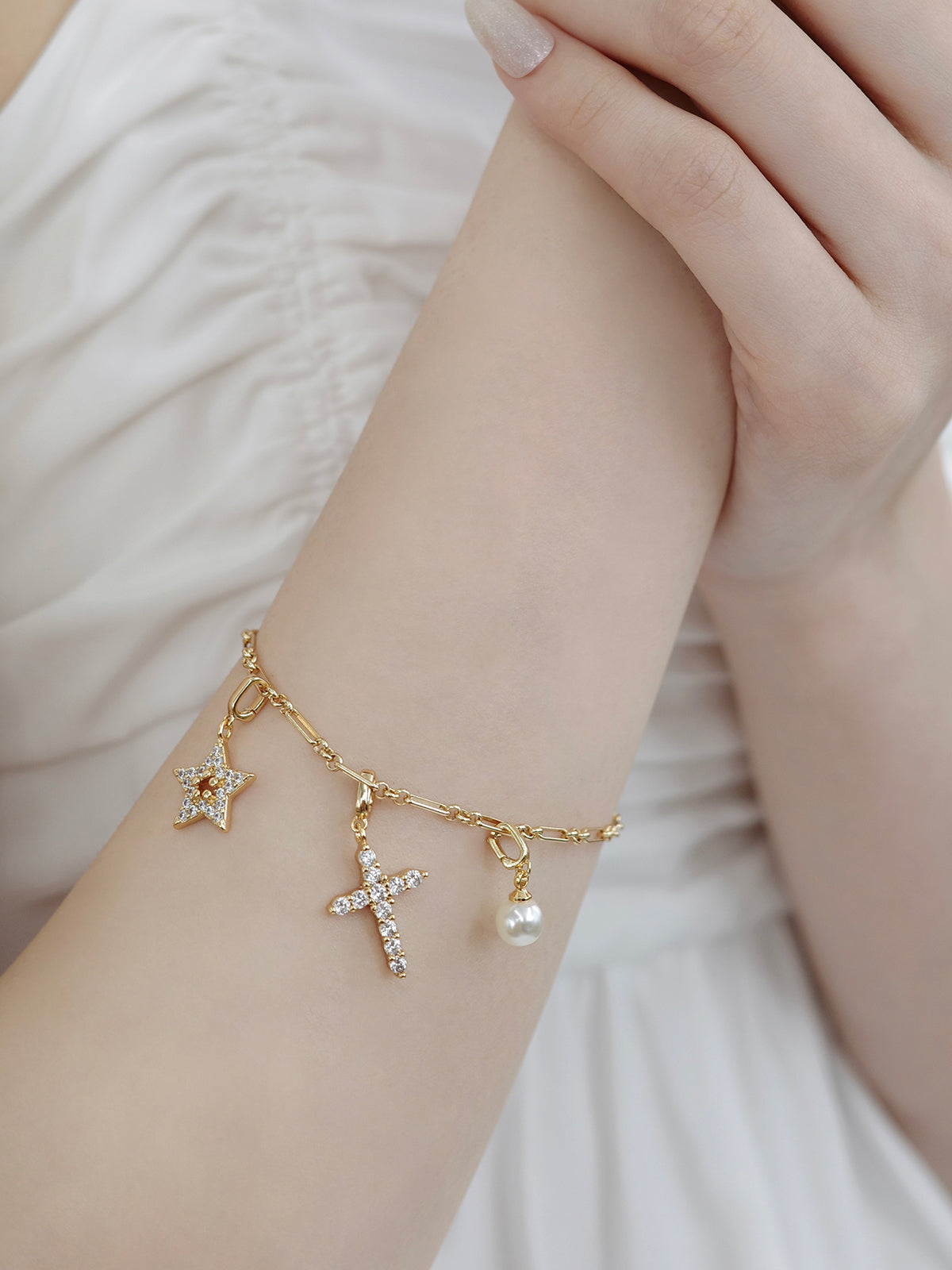 スターキュービックチャーム