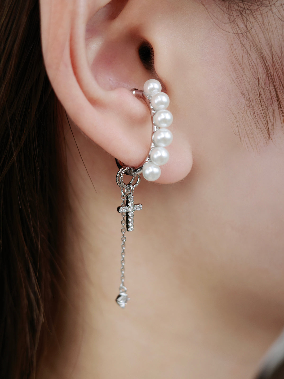 パールラインカーブイヤーカフ