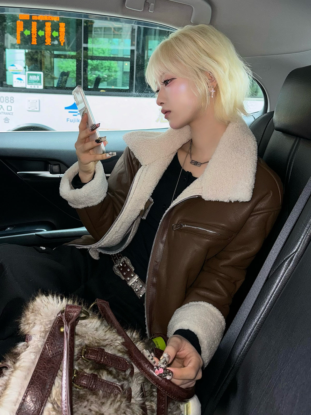 レザータッチボアジャケット