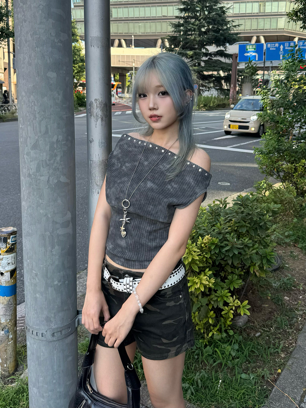 カモフラデザインデニムショートパンツ