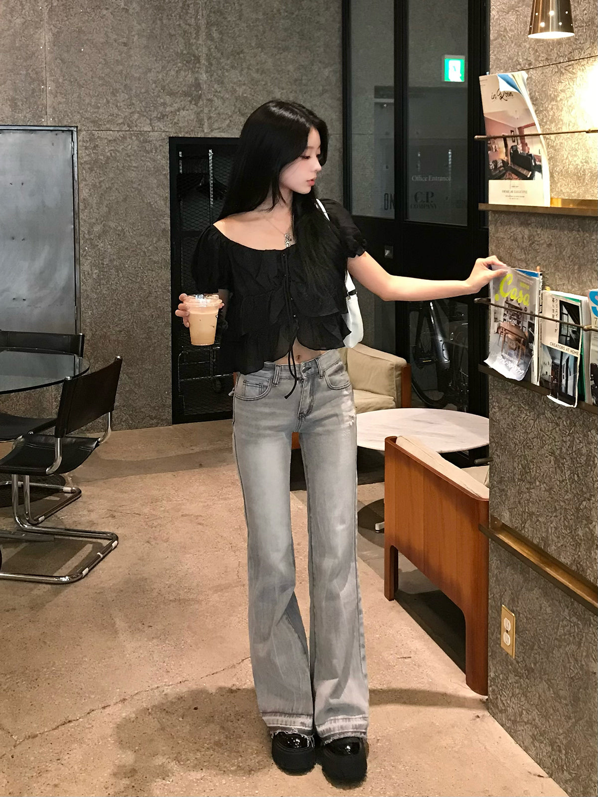 シアーフリルパフブラウス