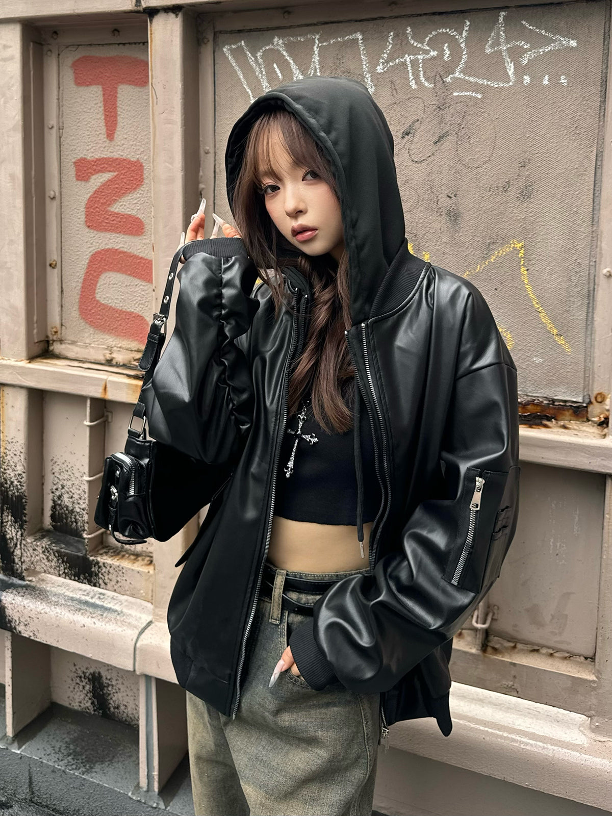 フーディージップレザータッチジャケット