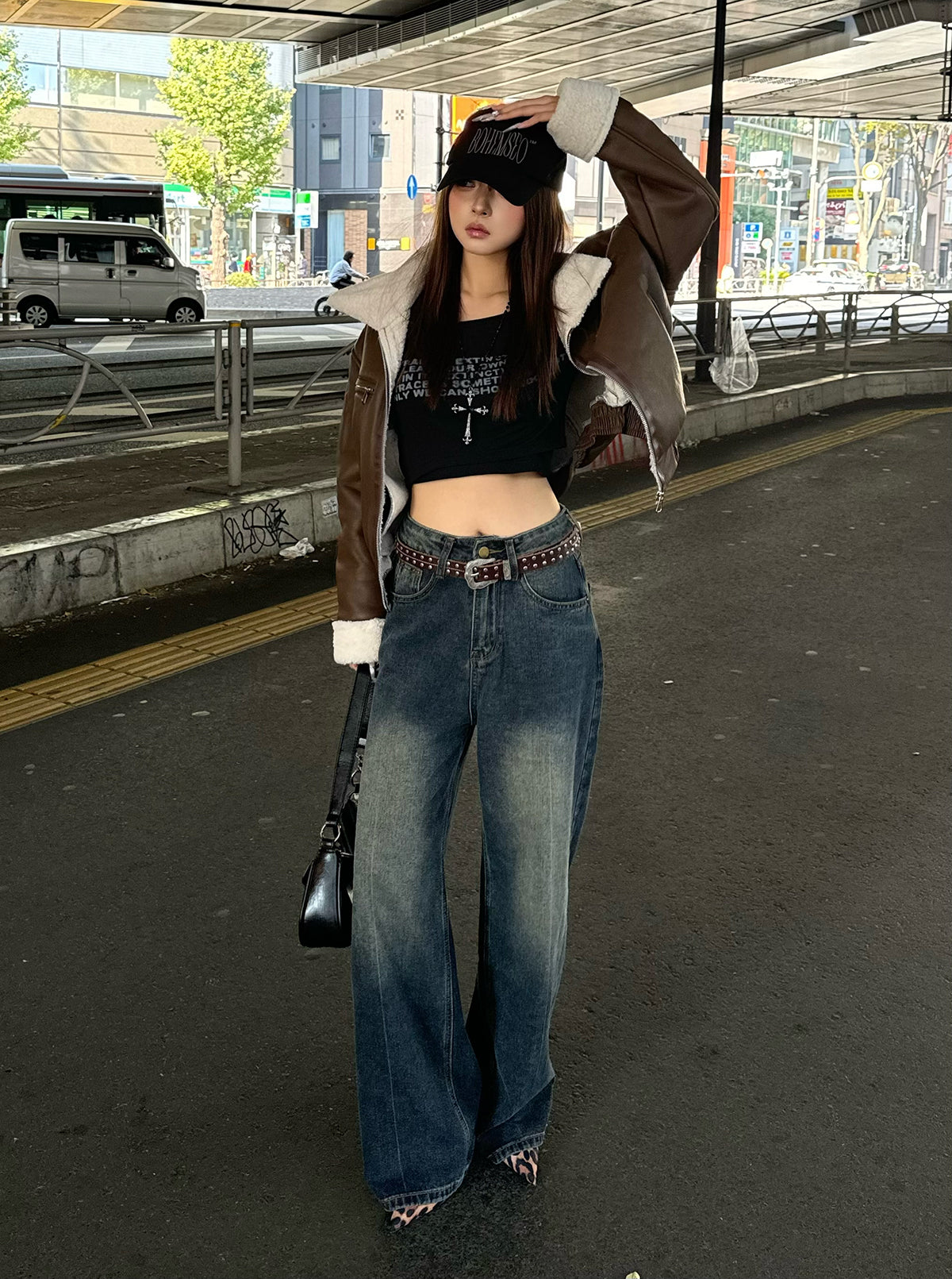 高腰洗水牛仔褲