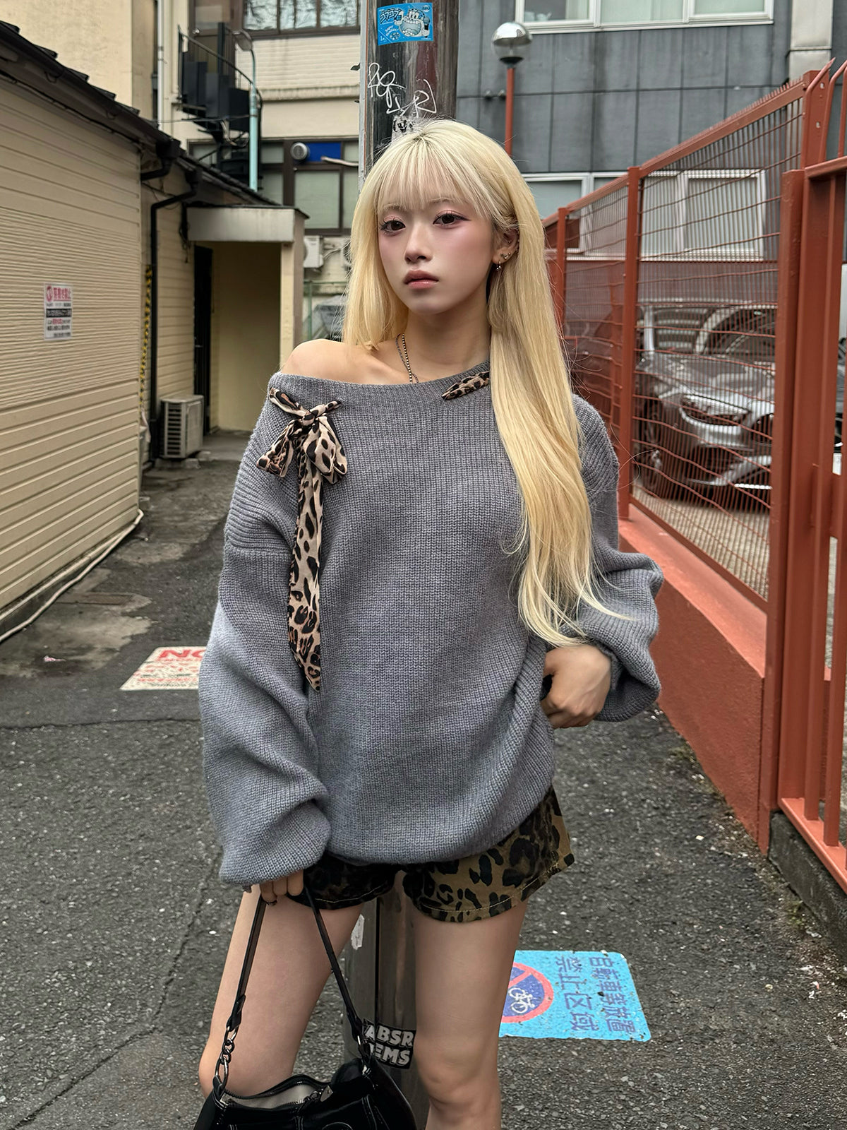 レオパードスカーフワンショルニット