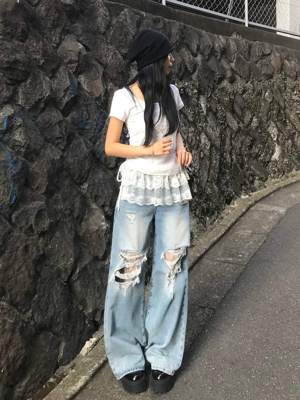 层叠蕾丝破损牛仔裤