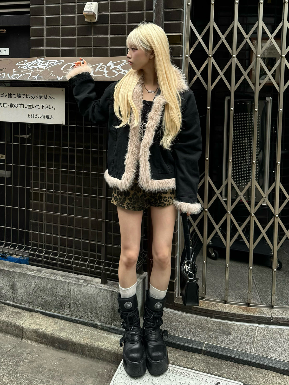 ファータッチミドルデニムジャケット