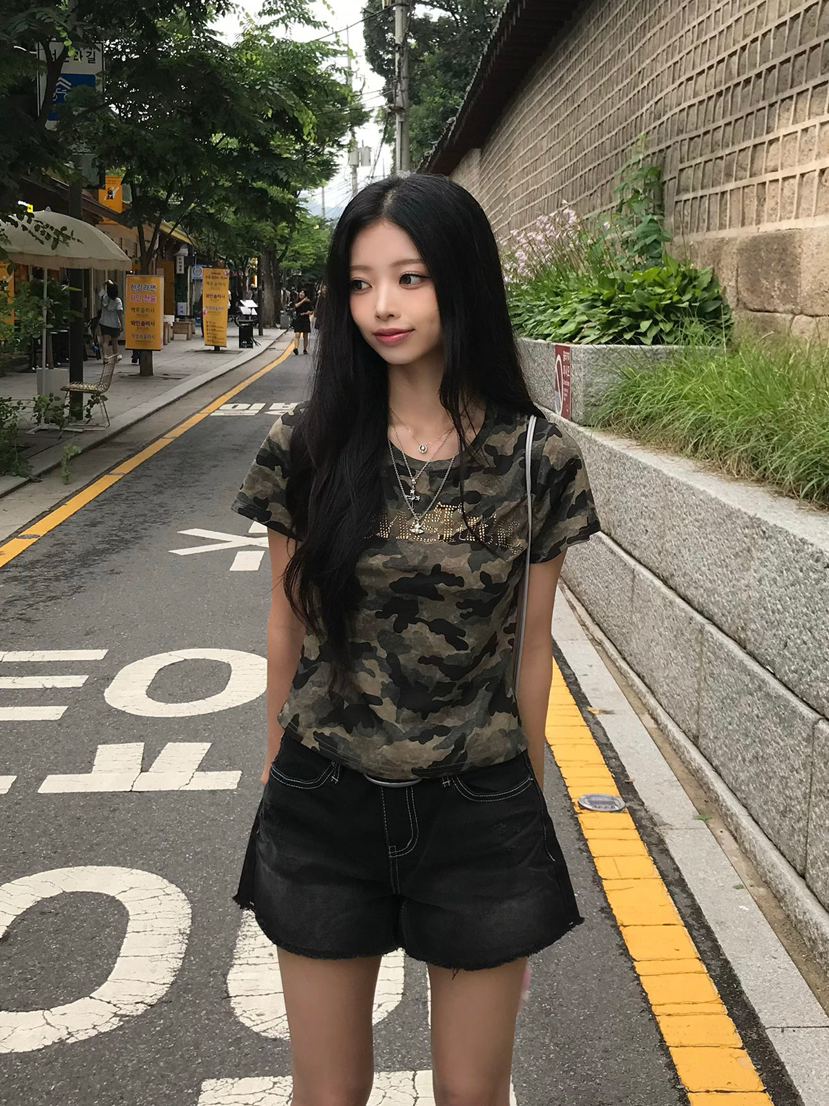 ラインストーンカモフラTシャツ