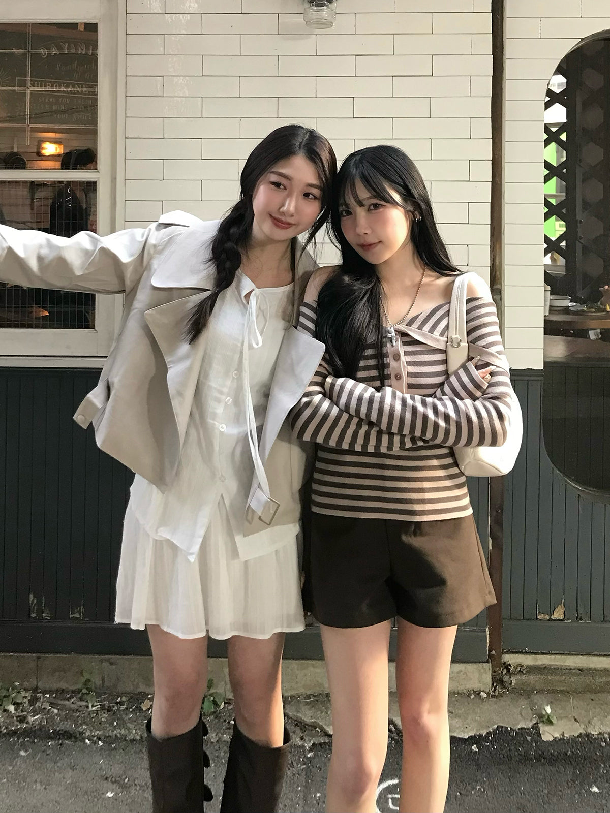 皮革触感大翻领夹克