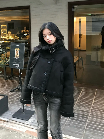 ムートンタッチバックルコート