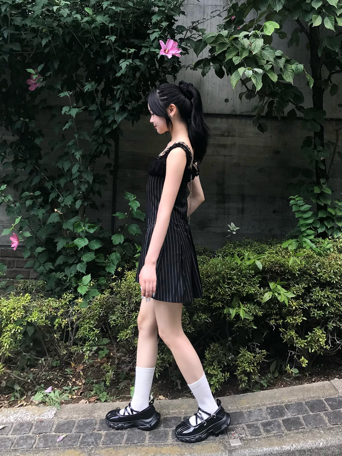 レースストライププリーツミニワンピース