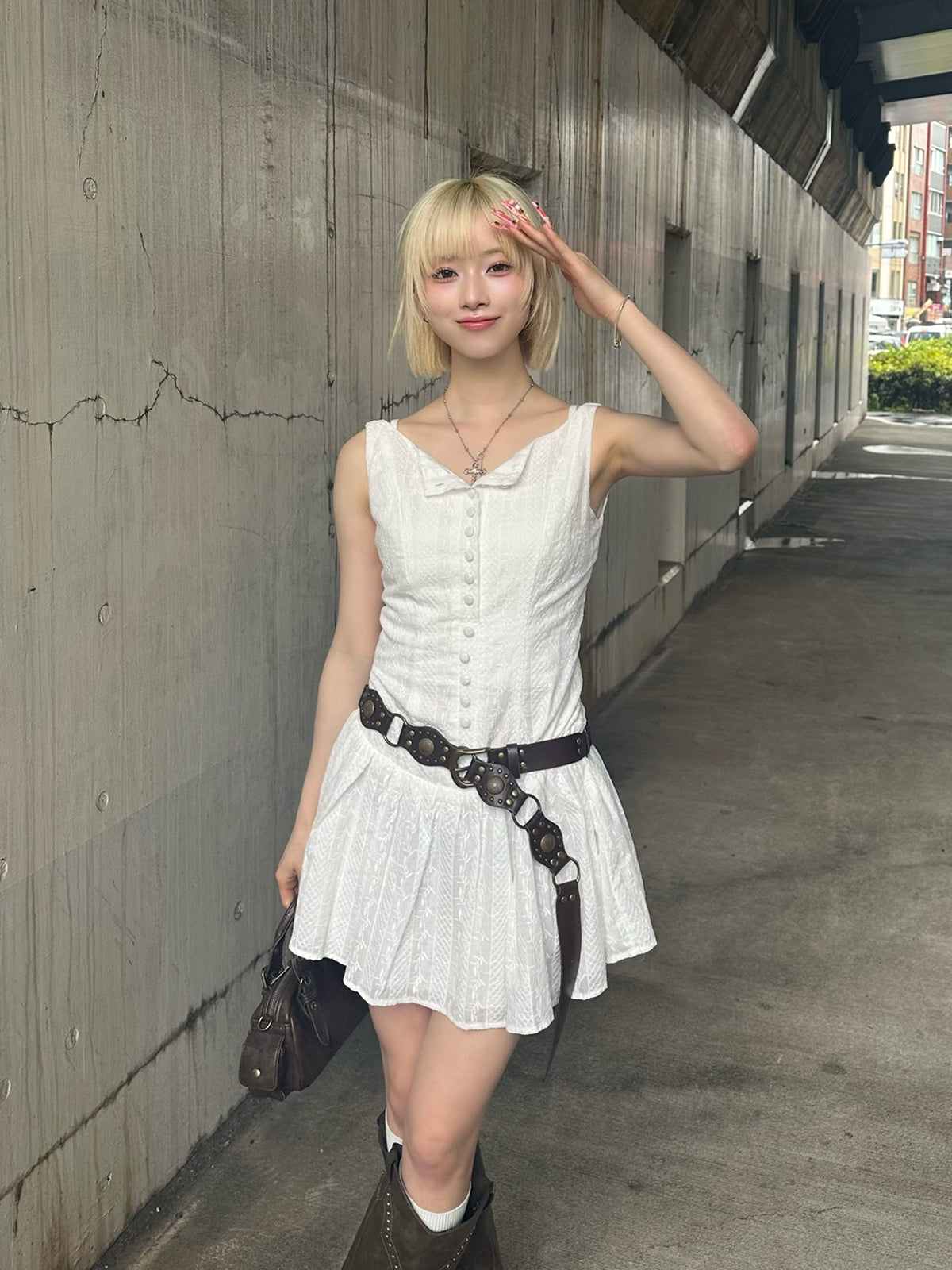 リーフステッチノースリーブミニワンピース