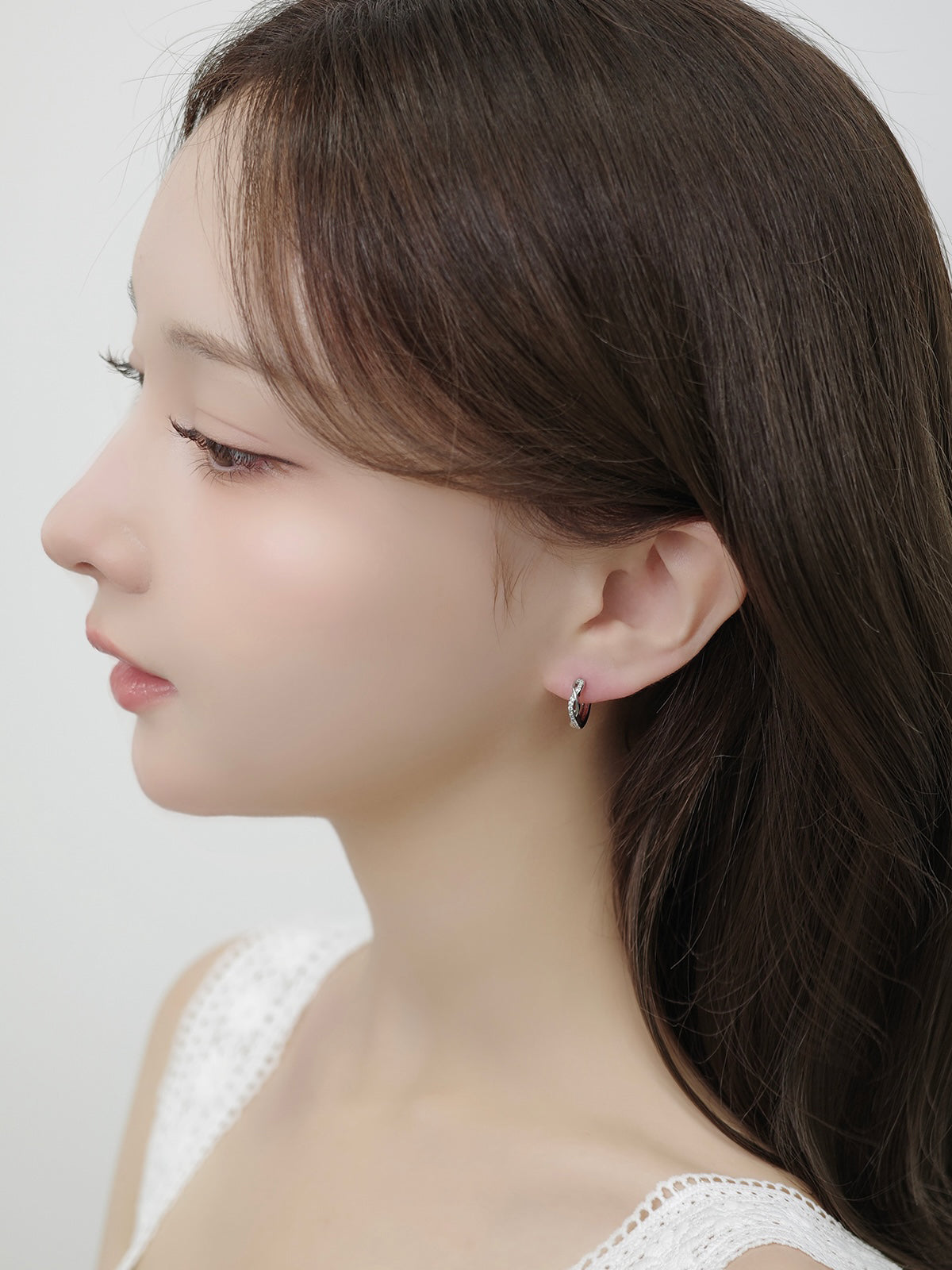 クロスキュービックワンタッチピアス