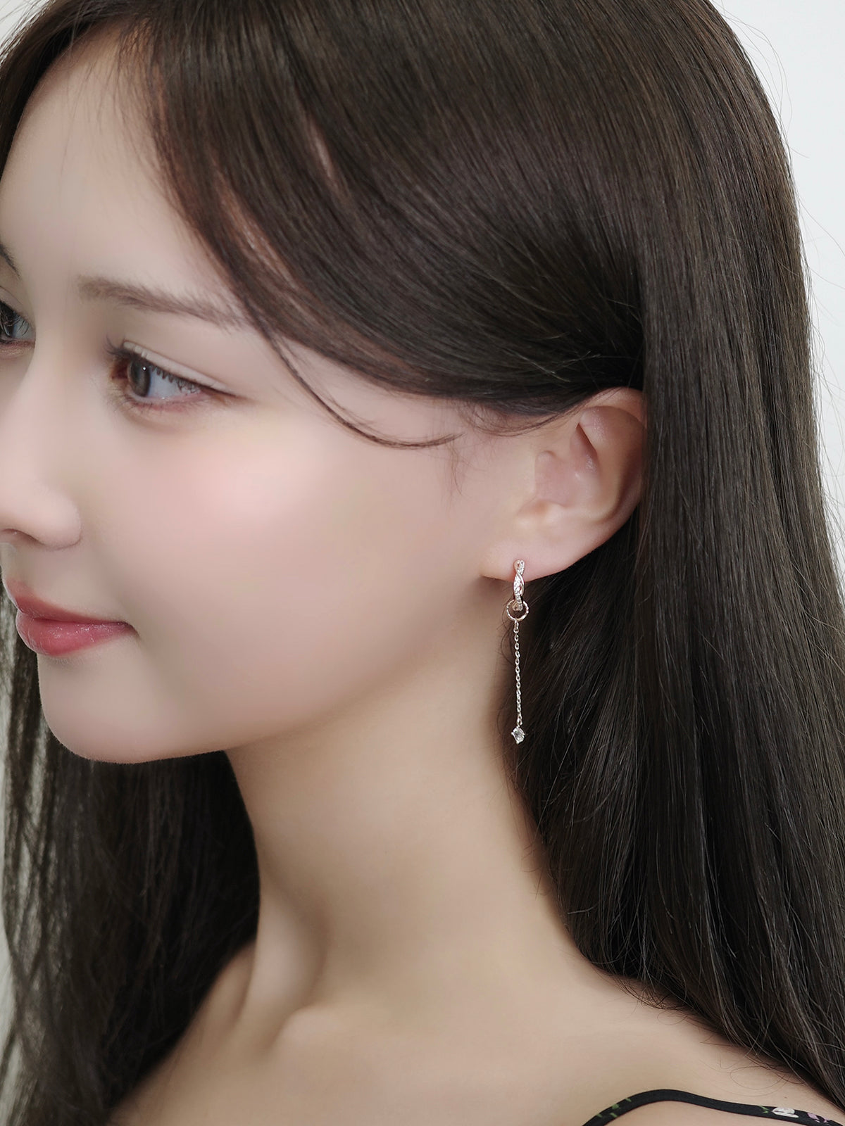 クロスキュービックワンタッチピアス