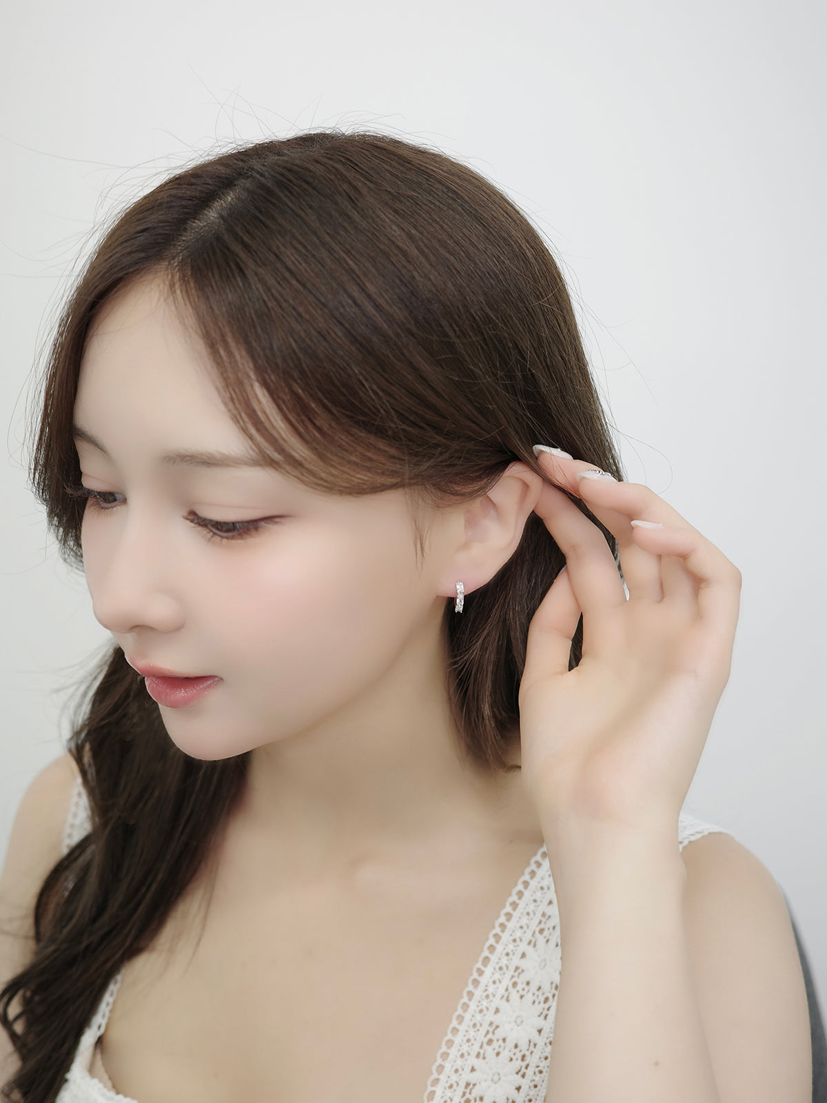 ハーフエタニティワンタッチピアス