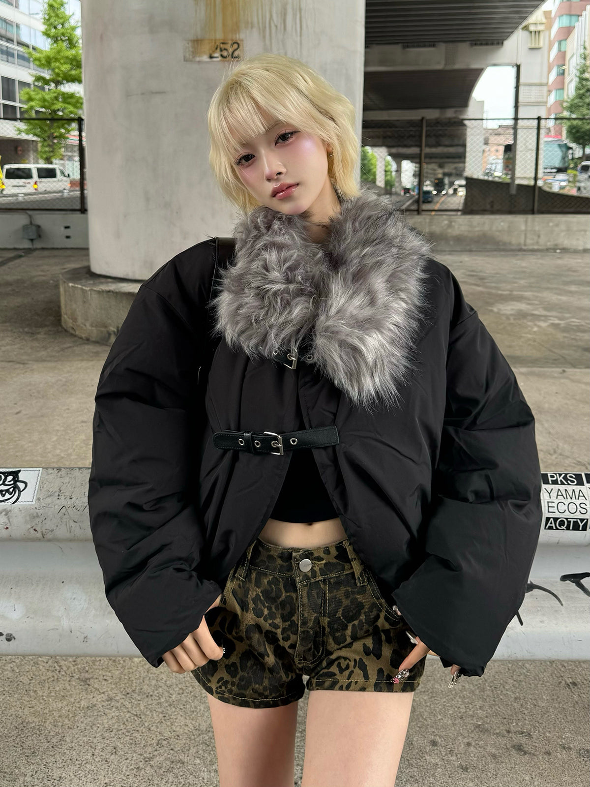 ベルトストラップファータッチカラーブルゾン