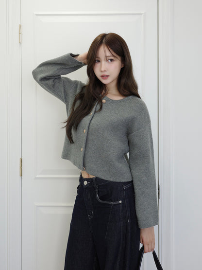 ラウンドネックボタンカーディガン