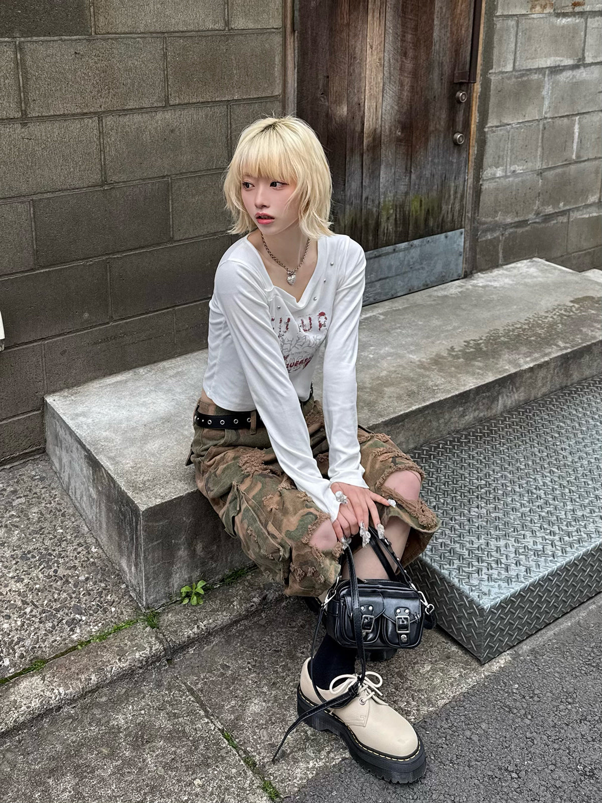 迷彩半损伤 cargo 牛仔裤