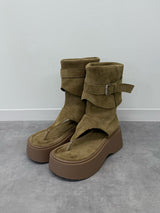 スエードライクトングブーツサンダル - ベージュ