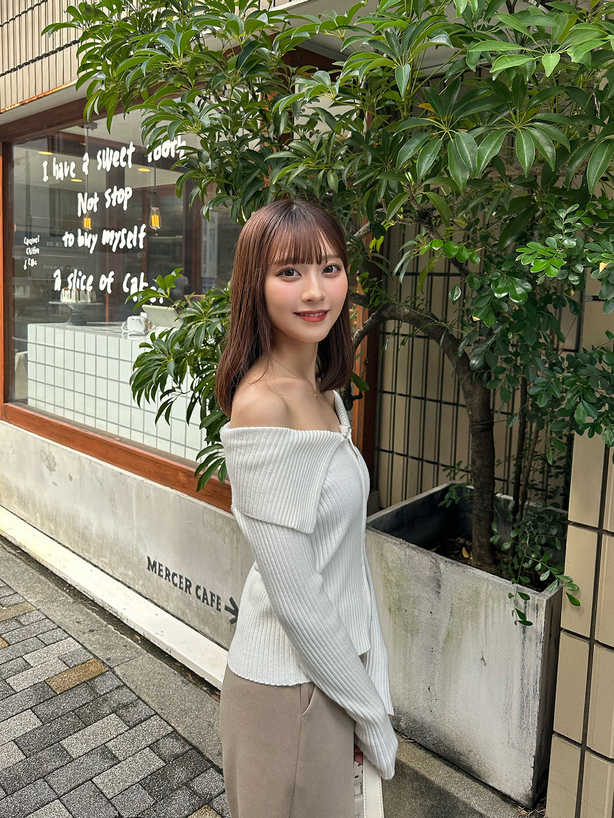 Zip-up rib knit top