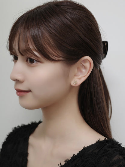 2wayデイジーマグネットピアス